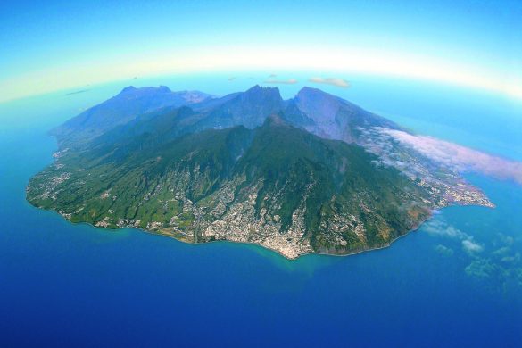 L'île de la Réunion vue du ciel